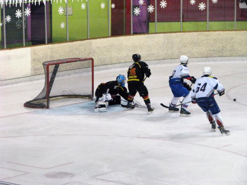 Besançon 4 - 4 Luxembourg