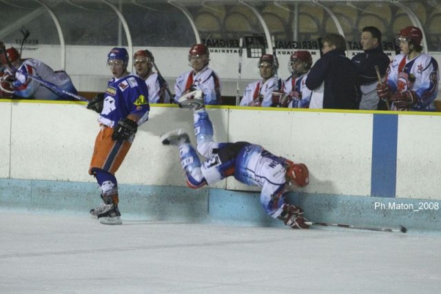 Photo hockey reportage D2 : Le tiers de trop