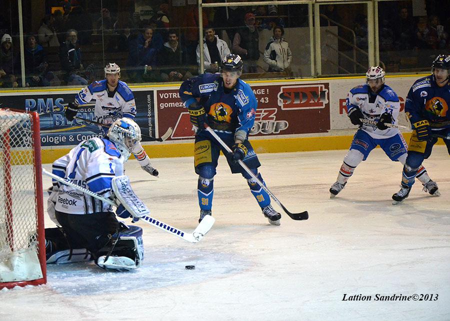 Chamonix  5 - 4 Gap 
