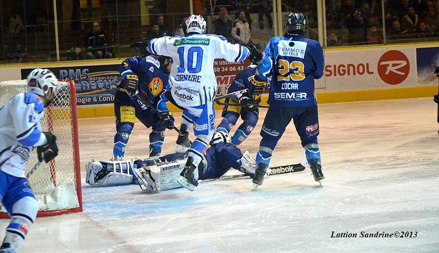 Chamonix  5 - 4 Gap 