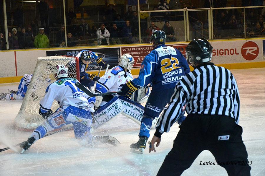 Chamonix  5 - 4 Gap 
