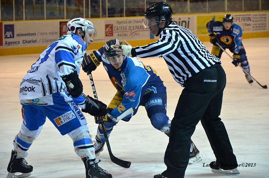 Chamonix  5 - 4 Gap 