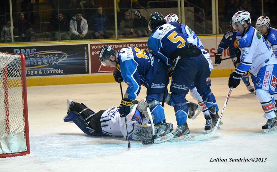 Chamonix  5 - 4 Gap 