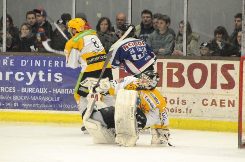 Caen  4 - 2 Strasbourg 