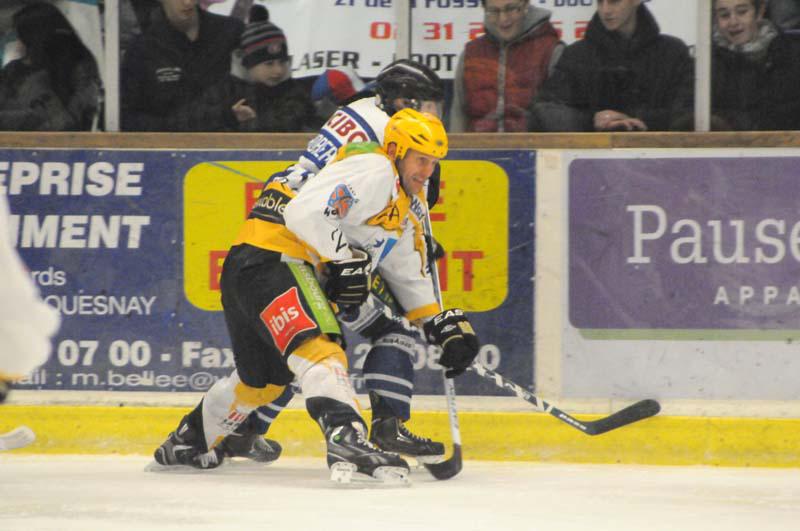 Caen  4 - 2 Strasbourg 