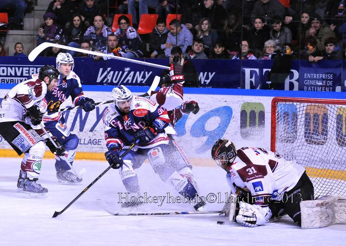 Grenoble  4 - 5 Morzine-Avoriaz
