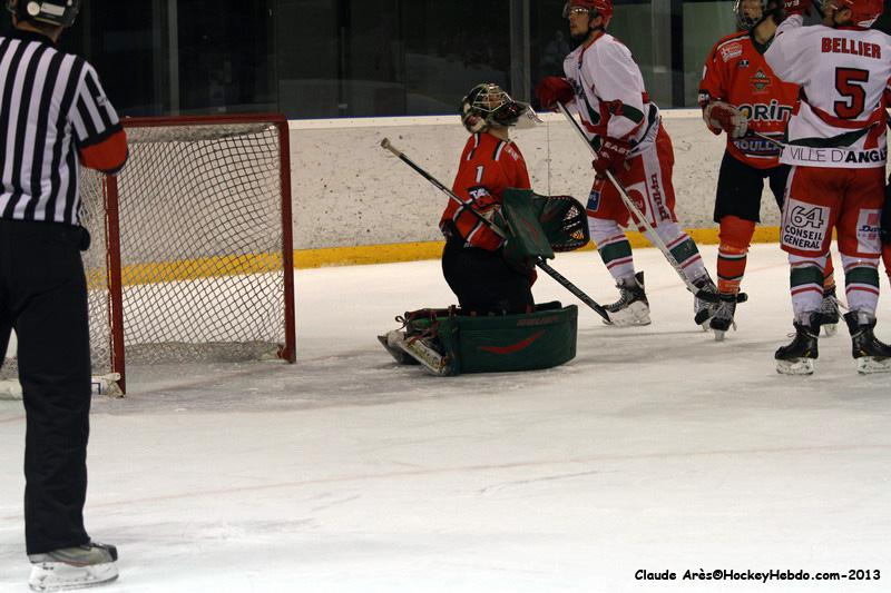 Mont-Blanc 6 - 3 Anglet