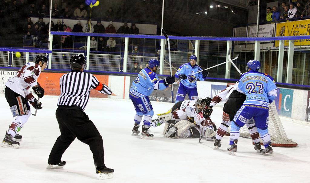 Villard-de-Lans 3 - 4 Morzine-Avoriaz