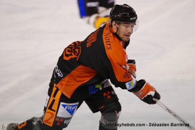 Photo hockey match Tours  - Garges-lès-Gonesse le 18/11/2008