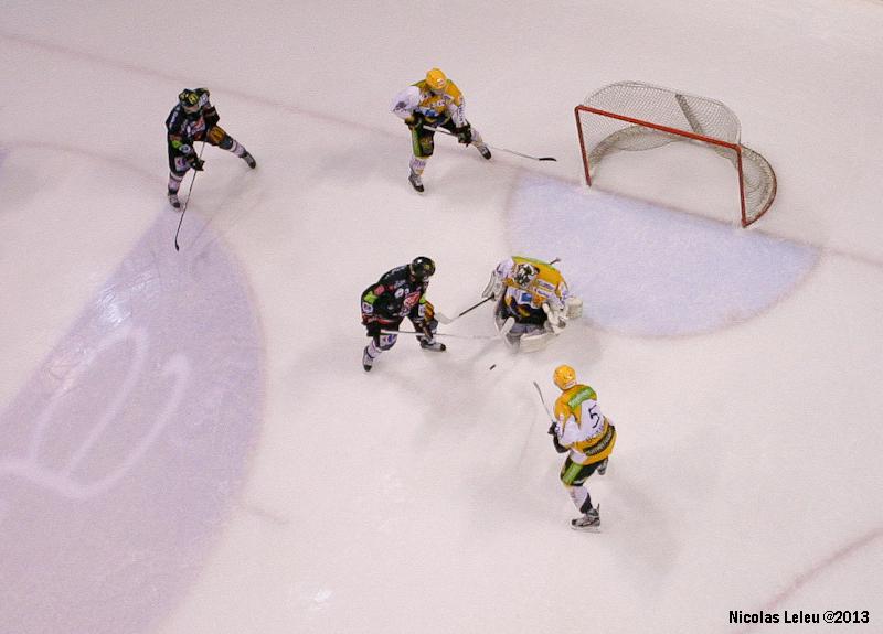 Amiens  4 - 5 Strasbourg 