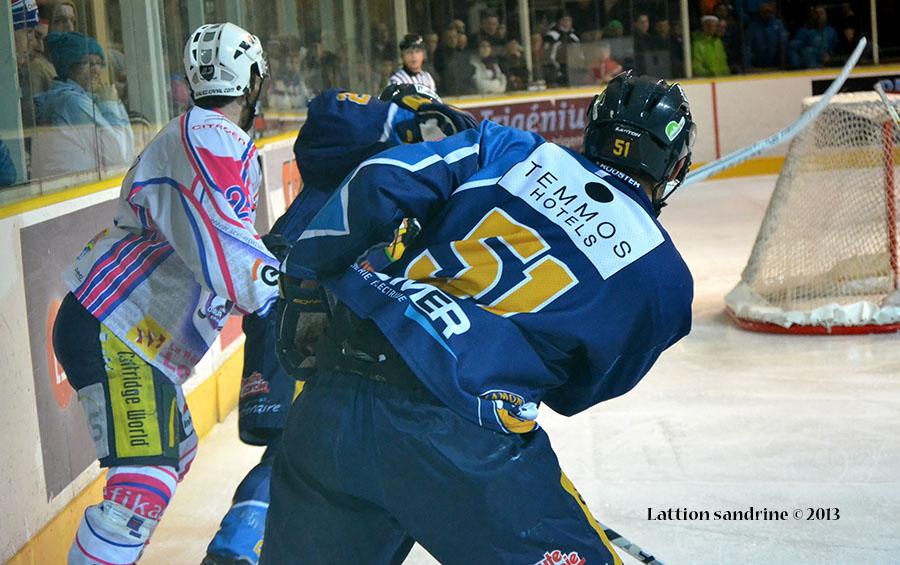 Chamonix  2 - 4 Epinal 