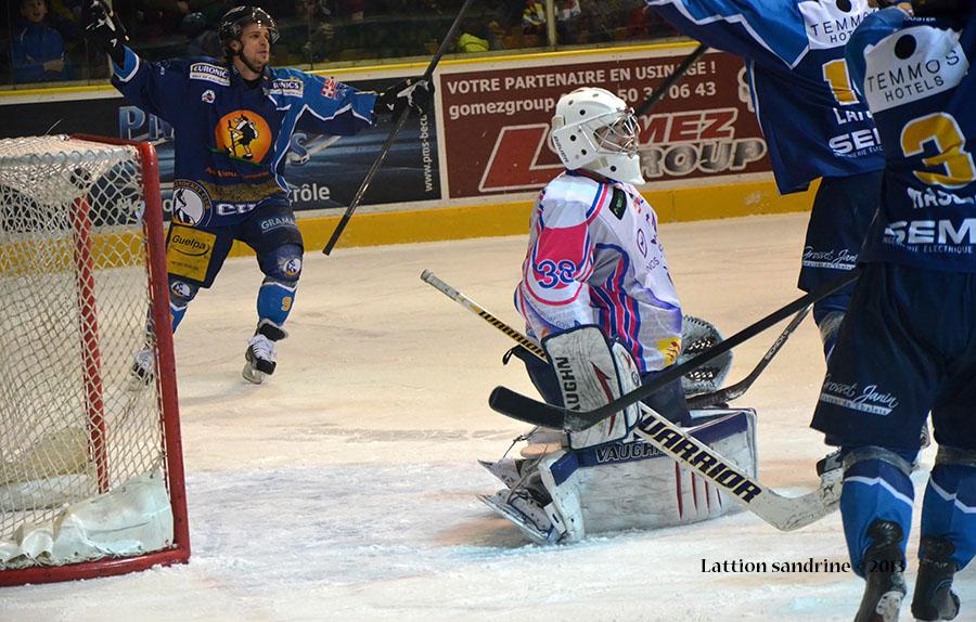 Chamonix  2 - 4 Epinal 