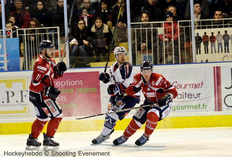 Angers  4 - 1 Grenoble 