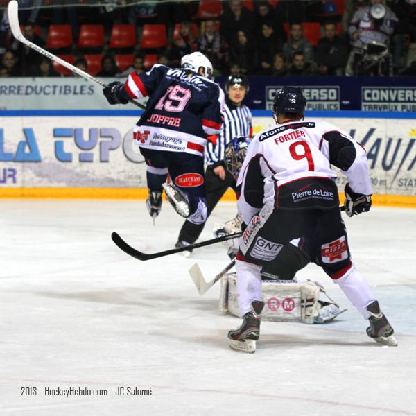 Grenoble  3 - 2 Angers 