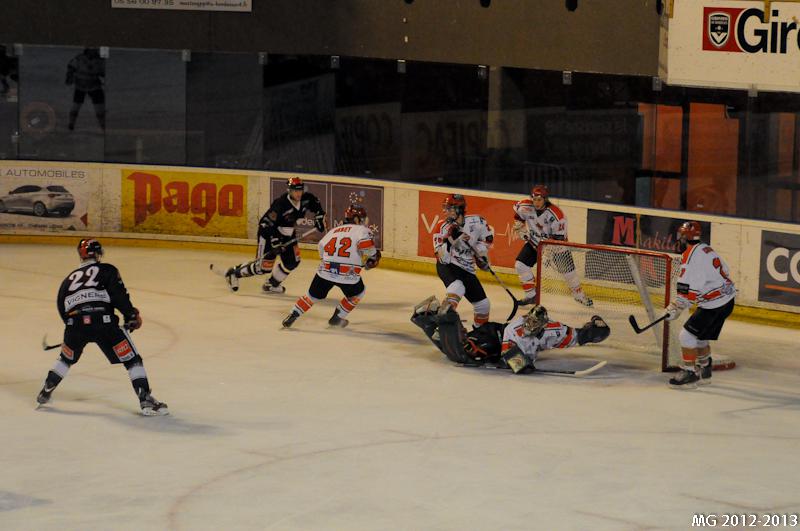 Bordeaux 2 - 3 Mont-Blanc