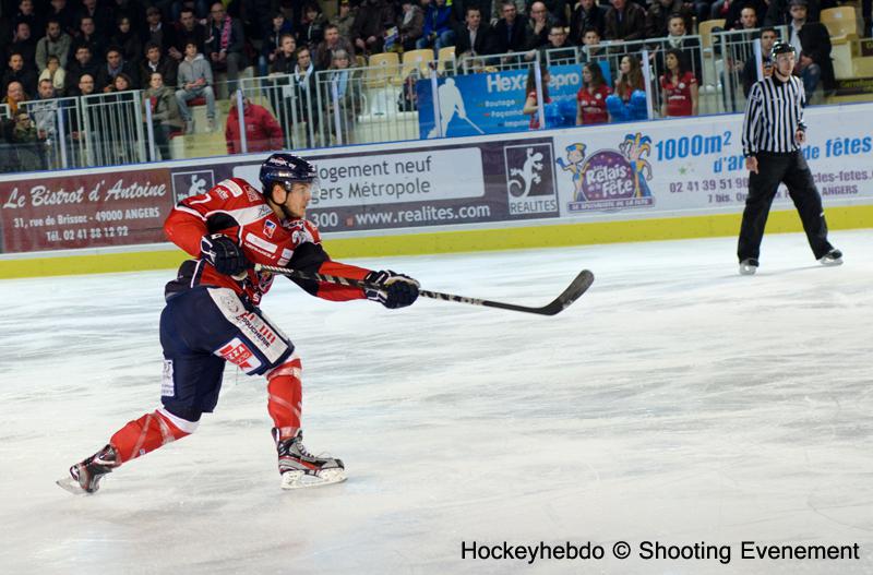 Angers  3 - 5 Rouen