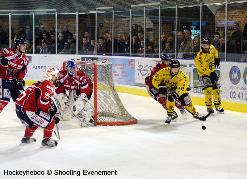 Angers  3 - 5 Rouen