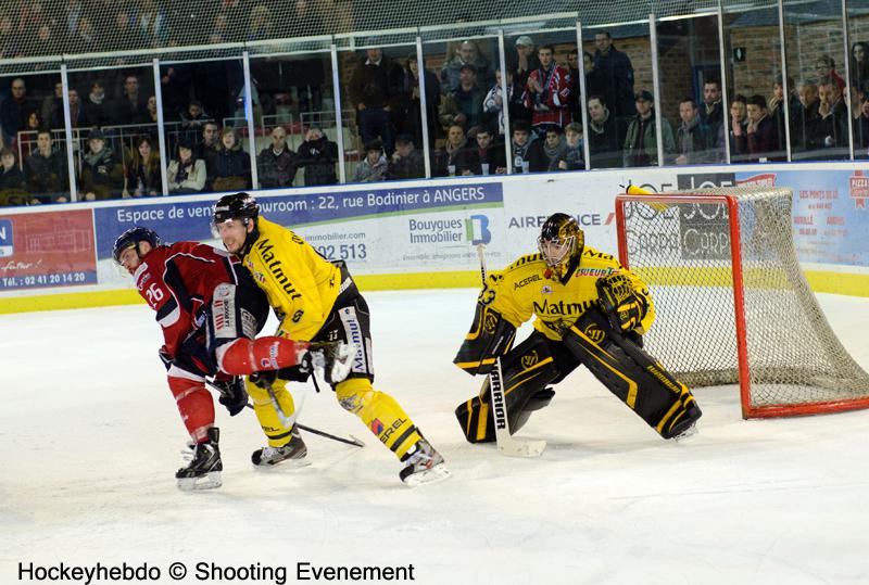 Angers  3 - 5 Rouen