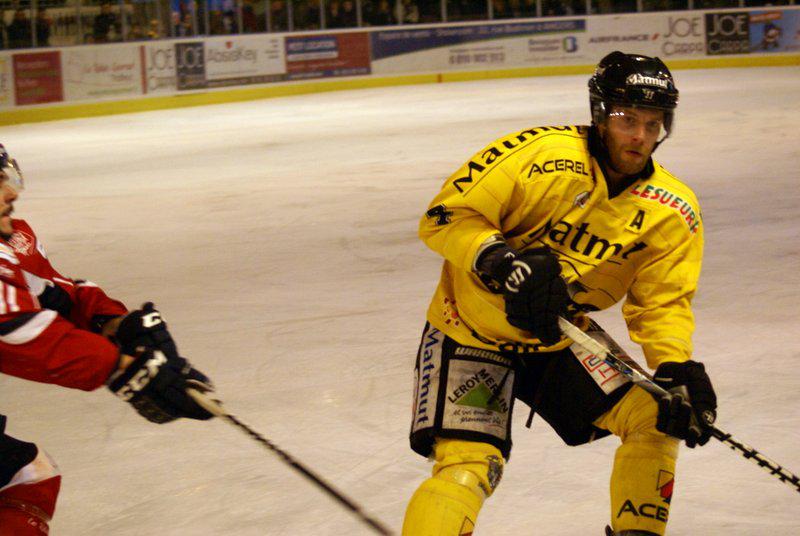 Angers  3 - 5 Rouen