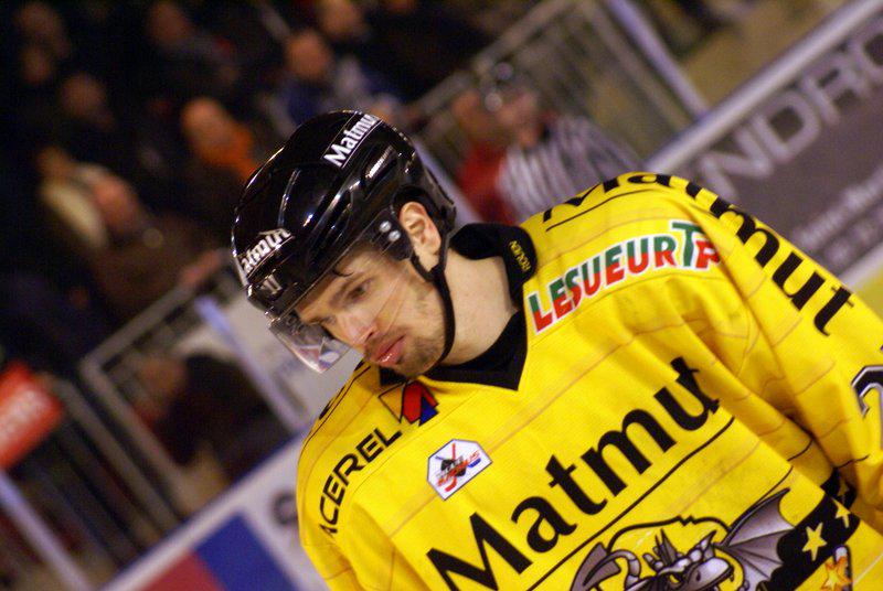Angers  3 - 5 Rouen