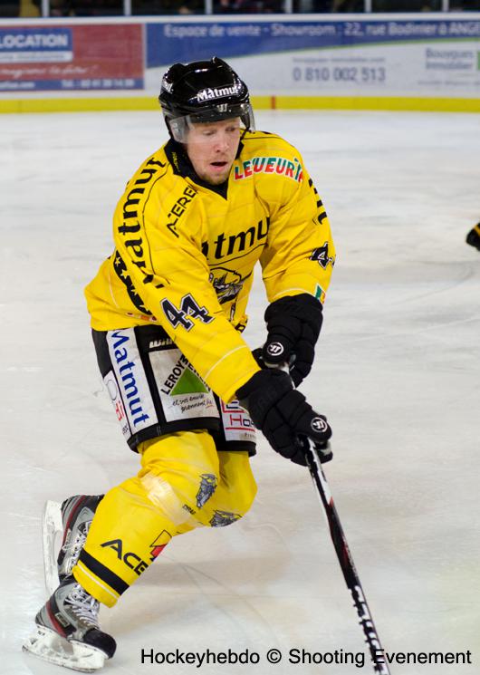 Angers  2 - 3 Rouen