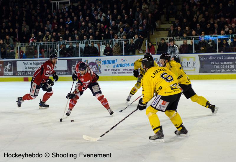 Angers  2 - 3 Rouen