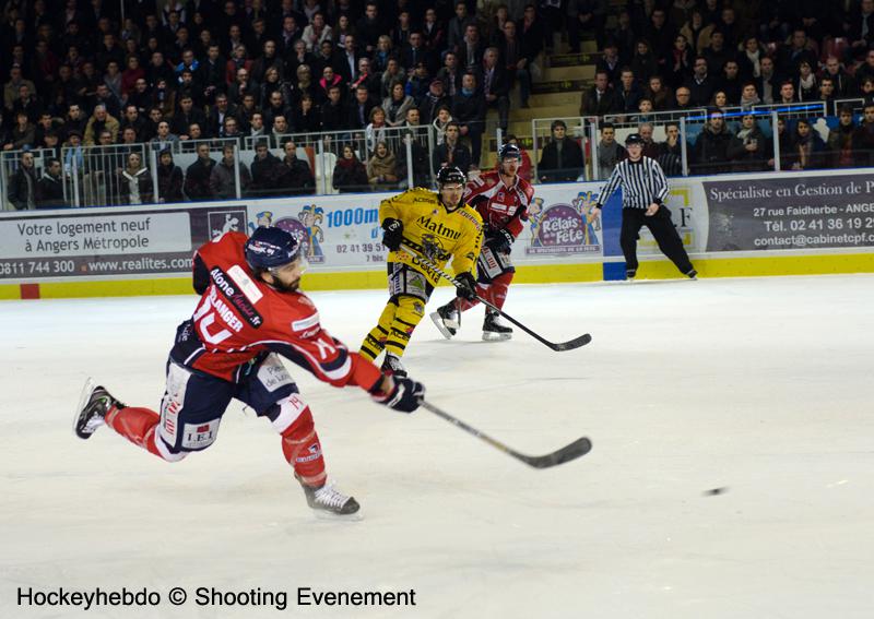 Angers  2 - 3 Rouen