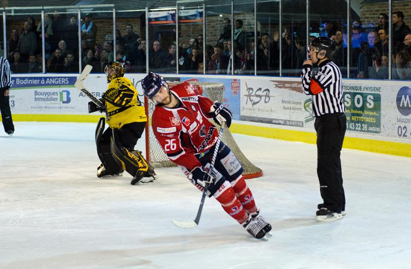 Angers  2 - 3 Rouen