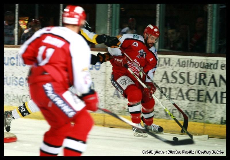 Briançon  4 - 6 Rouen