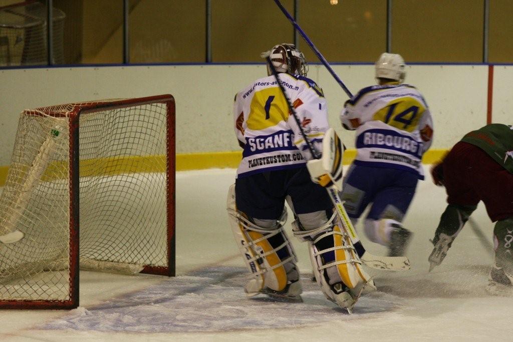 Cergy-Pontoise 7 - 5 Avignon