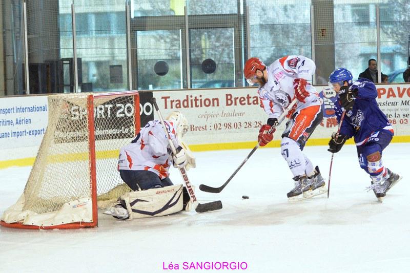 Brest  5 - 4 Lyon