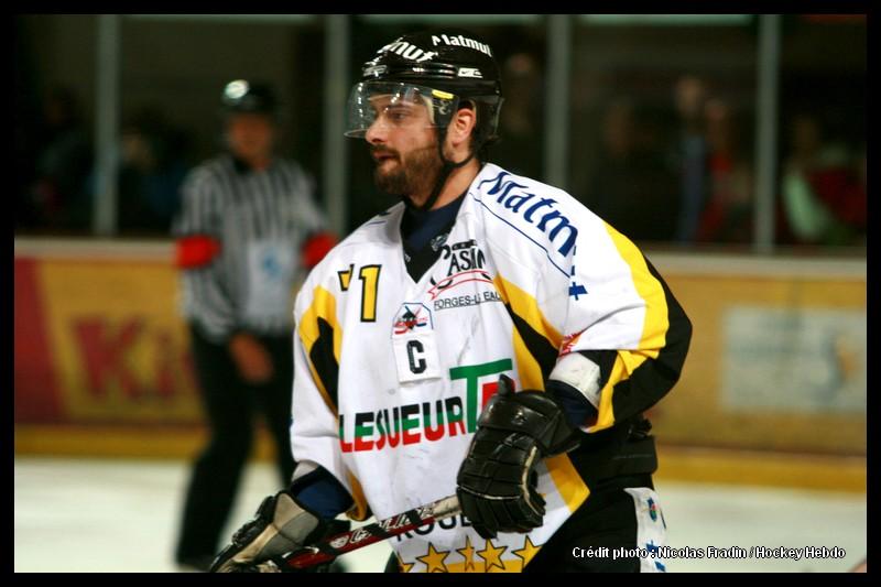 Briançon  4 - 6 Rouen