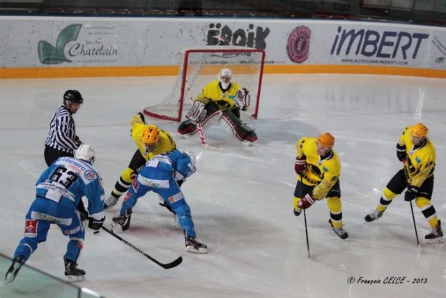 Photo hockey reportage L'Aigle déplume les Rapaces