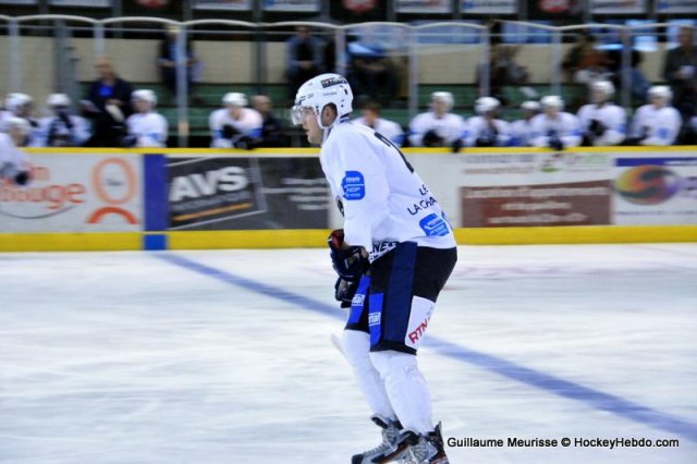 Photo hockey reportage Amicaux : Précision suisse