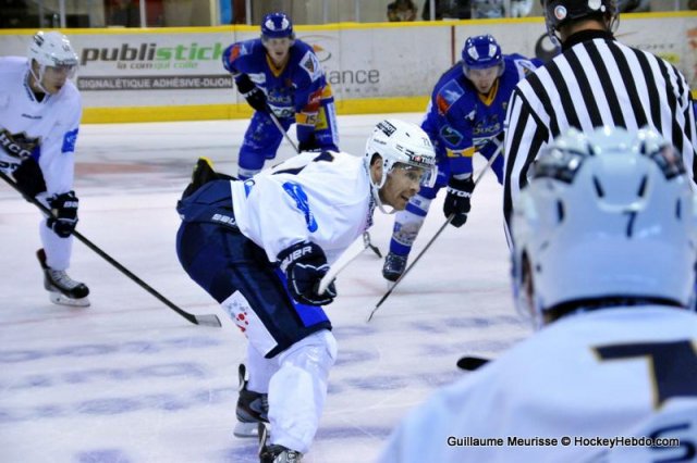 Photo hockey reportage Amicaux : Précision suisse