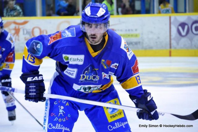 Photo hockey reportage Amicaux : Précision suisse