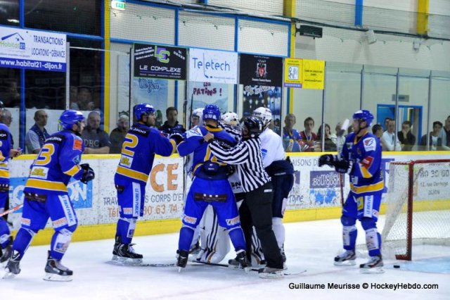 Photo hockey reportage Amicaux : Précision suisse