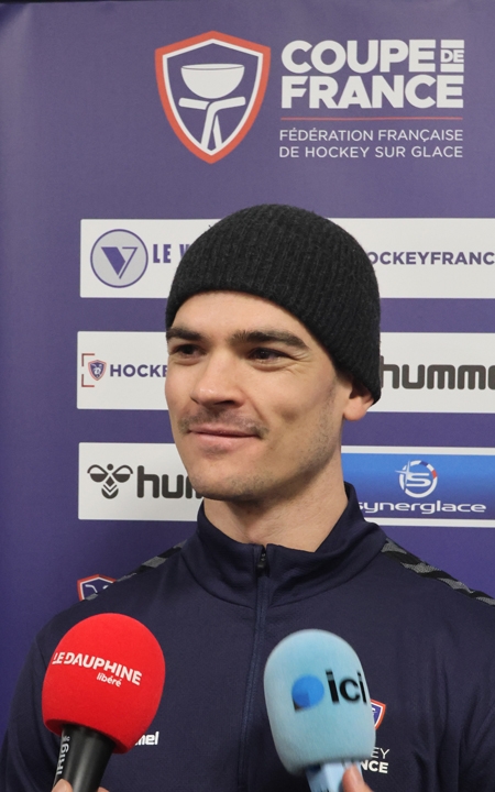 Photo hockey EDF : Entretien avec Charles Bertrand et Jordan Perret avant les JO 2026 - Jeux olympiques : France (Team France)