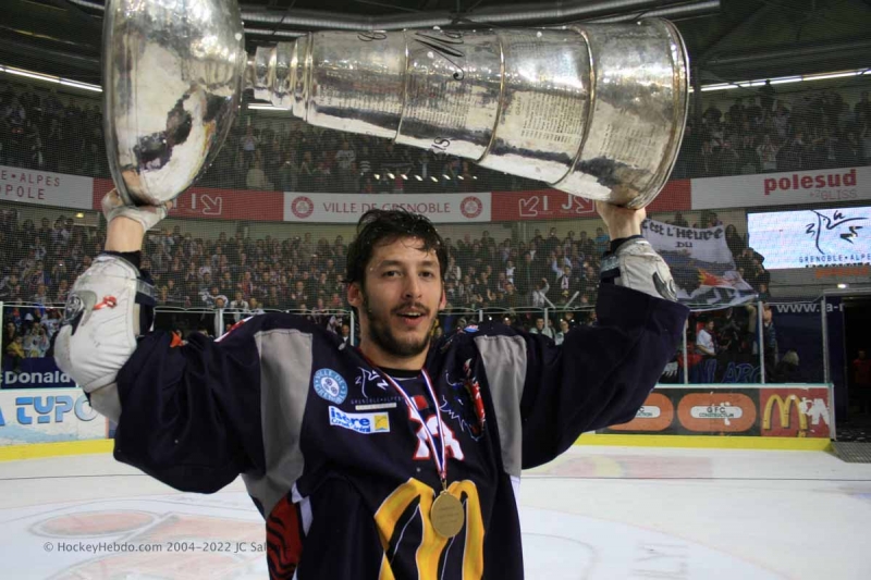 Photo hockey Retrait du maillot de Christophe Tartari - Ligue Magnus : Grenoble  (Les Brûleurs de Loups)