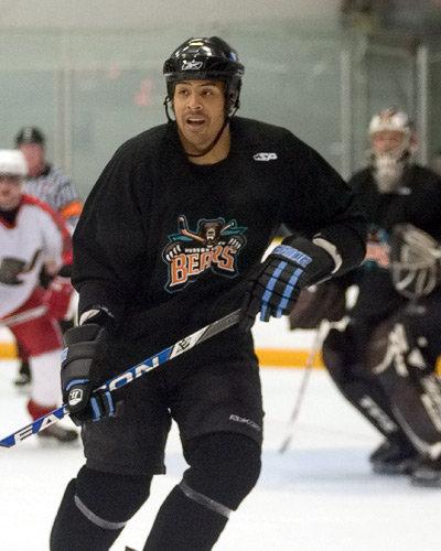 Photo hockey Un américain à Dijon - Ligue Magnus : Dijon  (Les Ducs)