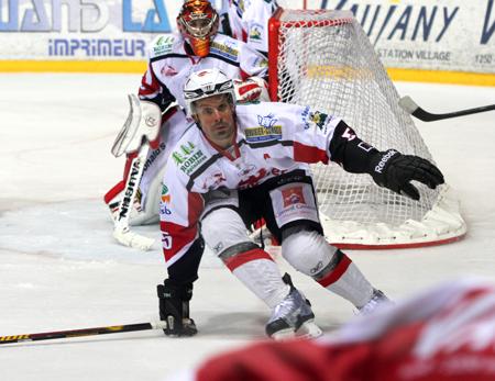 Photo hockey Viktor Szélig : Briançon, ma 2e maison - Ligue Magnus : Briançon  (Les Diables Rouges)