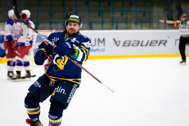 Photo hockey Chance Liga : La charge du bélier - Hockey en Europe