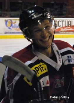 Photo hockey D1 Bordeaux : Maxime Couturier blessé - Division 1 : Bordeaux (Les Boxers)