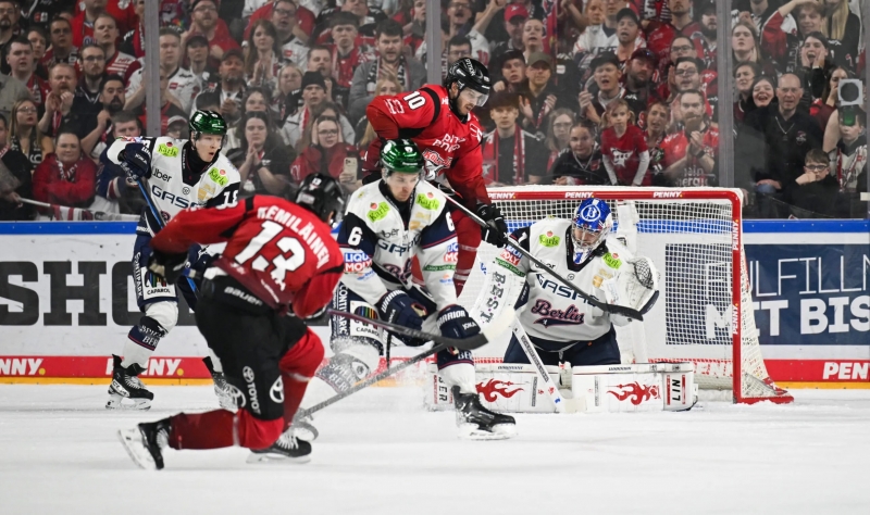 Photo hockey DEL : Le champion tient la corde - Hockey en Europe