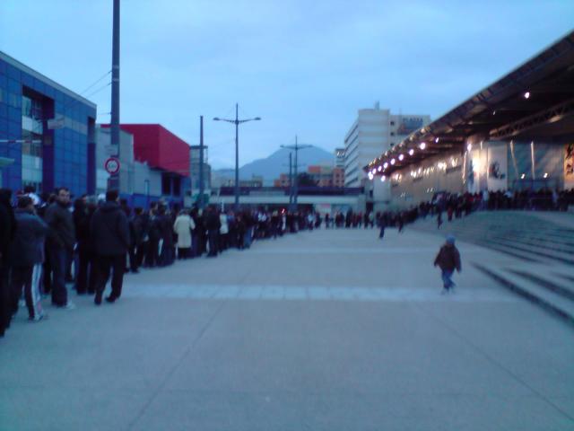 Photo hockey Grenoble, séance de dédicaces en direct - Ligue Magnus : Grenoble  (Les Brûleurs de Loups)