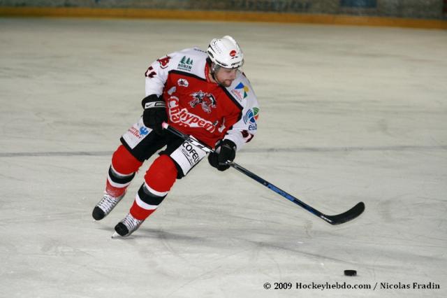 Photo hockey Jakob Milovanovic à Grenoble - Ligue Magnus : Grenoble  (Les Brûleurs de Loups)