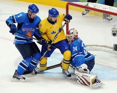 Photo hockey JO : La Suède domine la Finlande - Jeux olympiques
