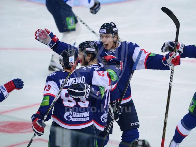 Photo hockey KHL : Certains se réveillent, d