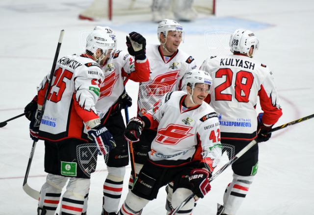 Photo hockey KHL : Confirmations et égalisations - KHL - Kontinental Hockey League