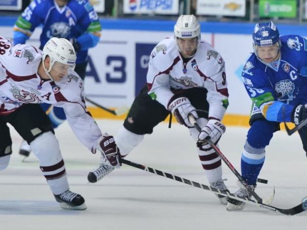 Photo hockey KHL : Dans la poussière des steppes - KHL - Kontinental Hockey League